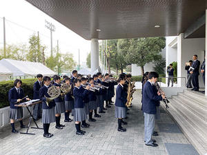 吹奏楽部によるオープニング